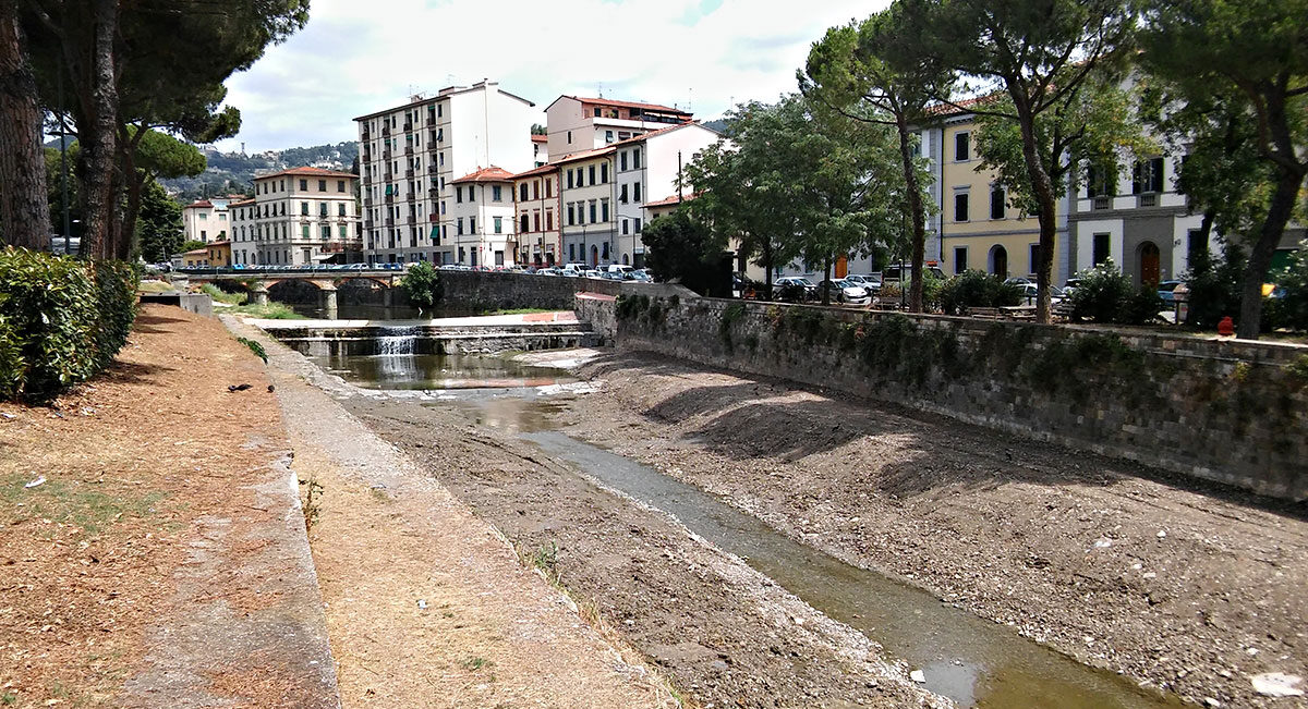 lungo-il-mugnone-a-firenze