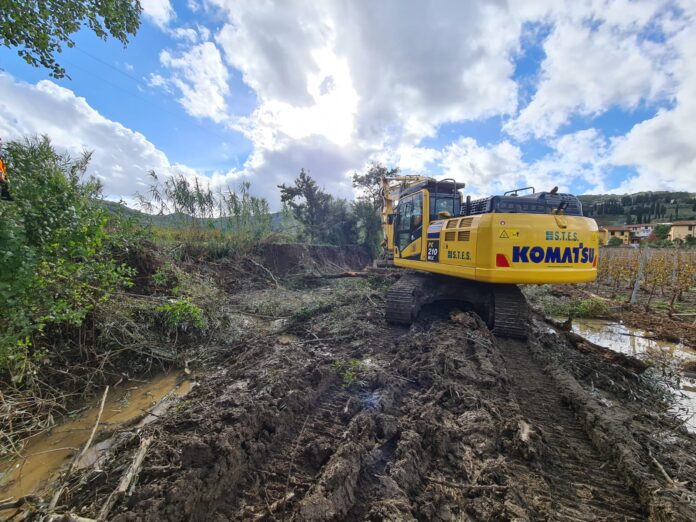 Emergenza Meteo Lavori 04.11 T. Furba a Seano (1)